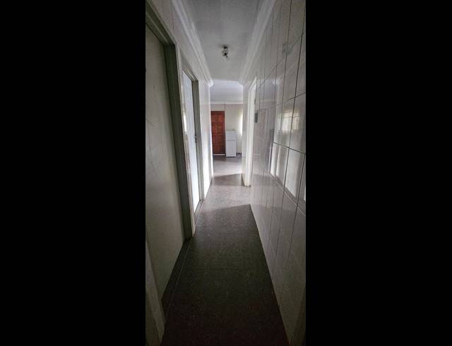 5 BEDROOM HOUSE FOR SALE IN LOTUS GARDENS